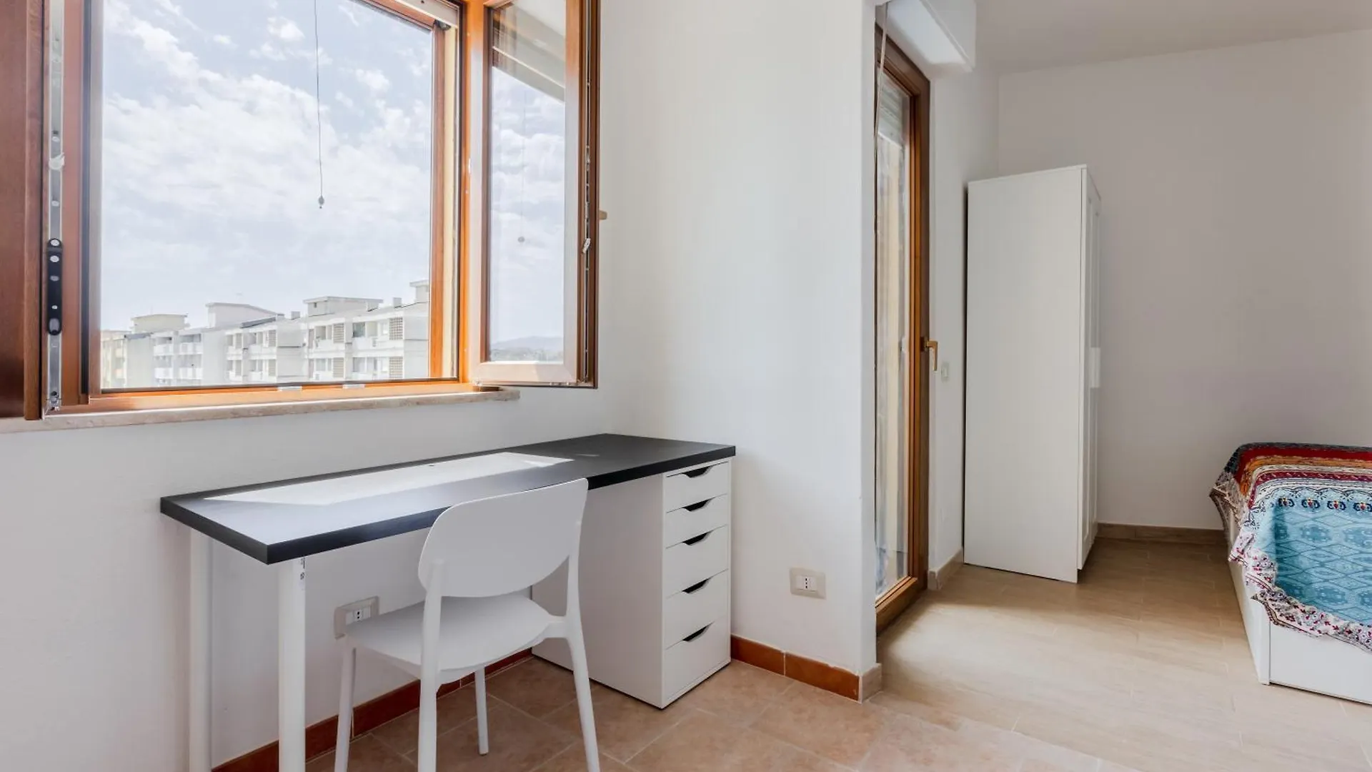 Apartment Sisters Home And Suite! Quartu SantʼElena